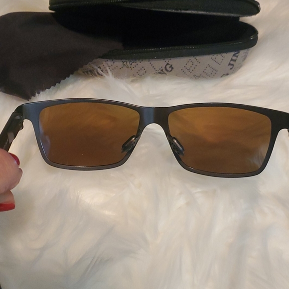 Sunglasses mirrored lense - Picture 3 of 5